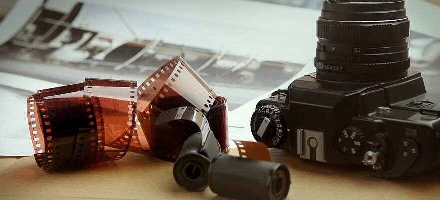 Photographic film rolls